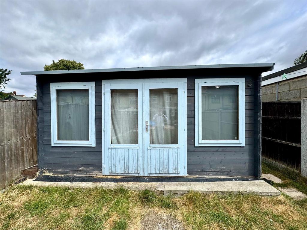 Garden shed.jpg