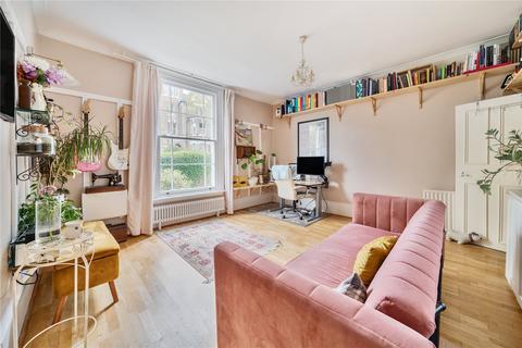 Flat 2, 61 Maple Road, Surbiton, KT6 4AG