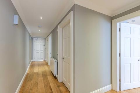 2 bedroom flat for sale, Thistle Street, Edinburgh, EH2
