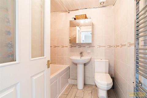 54 The Sidings, Darwen, BB3 2BD