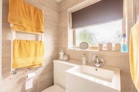 87 Quinbrookes, Slough, SL2 5RU