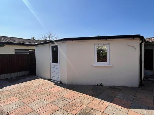Outbuilding.jpg