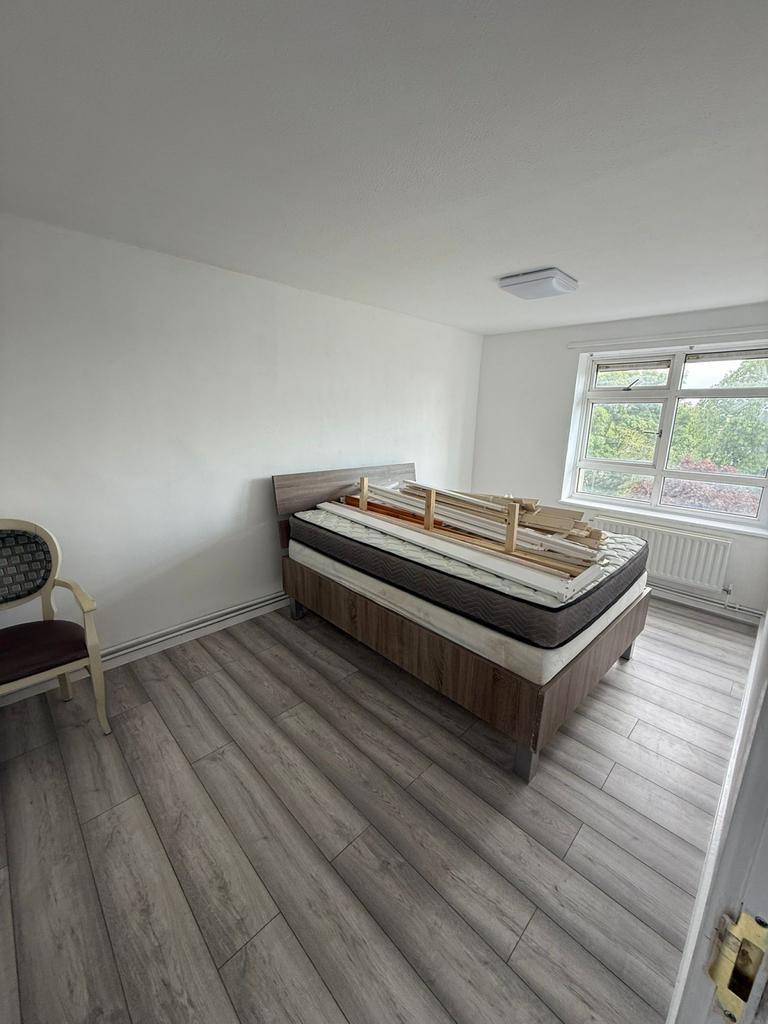 Bedroom2