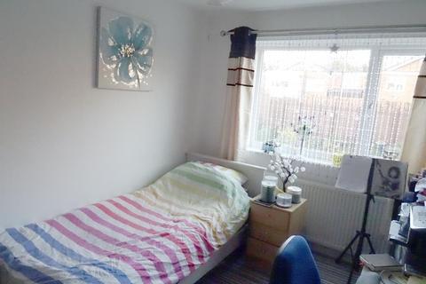 14 Wellgarth, Halifax, HX1 2BJ