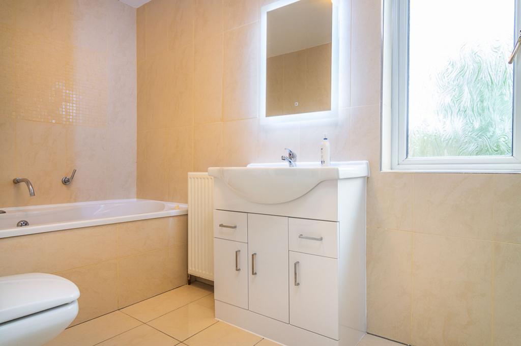 Family bathroom