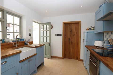 Aberrie North Street, Theale, Reading, RG7 5EX
