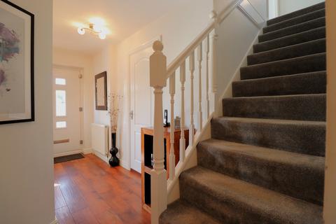 4 bedroom detached house for sale, Hemingfield Barnsley S73