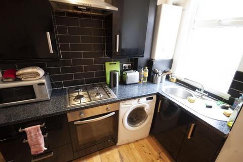 3 bedroom house share to rent, Harold Walk