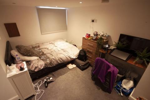 3 bedroom house share to rent, Harold Walk