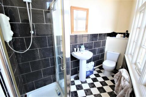 2 bedroom house share to rent, Kepstorn Road