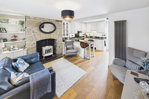 1 bedroom cottage for sale, Nant Road, Coedpoeth, LL11