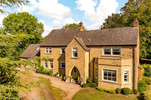 undefined, Watling Street, Paulerspury, Towcester, Northamptonshire, NN12