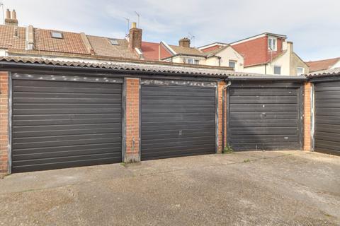 3 bedroom apartment for sale, Havelock Road, Southsea