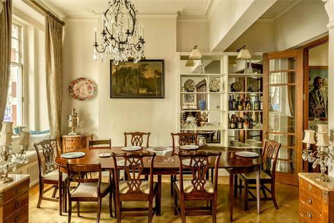 3 bedroom apartment for sale, Queen's Gate, South Kensington, SW7