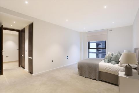 3 bedroom flat for sale, Waterfront Drive, London, SW10