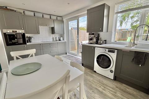 7 Border Road, Poole, BH16 5EE
