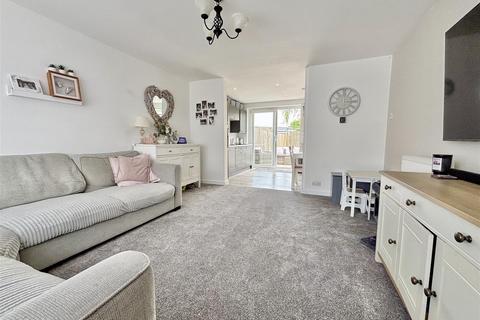 7 Border Road, Poole, BH16 5EE