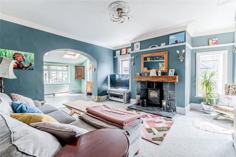 undefined, Station Road, Esholt, Shipley