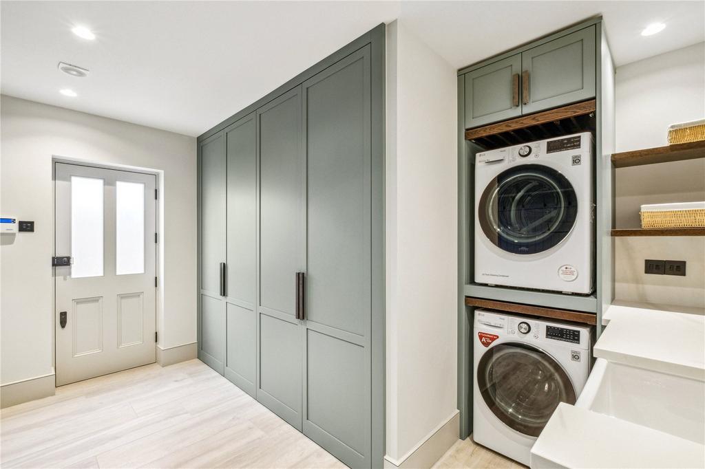 Utility/Boot Room