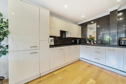 4 bedroom terraced house for sale, Canal Walk, London