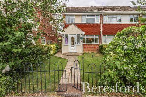 17 Swallow Path, Chelmsford, CM2 8XT