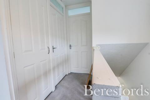 17 Swallow Path, Chelmsford, CM2 8XT