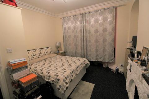 1 bedroom flat to rent, Eastfield Road, PETERBOROUGH PE1