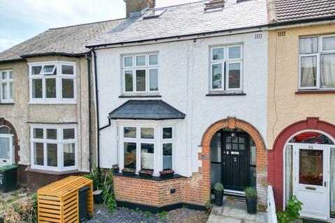 4 bedroom terraced house for sale, Parrock Avenue, Gravesend, DA12