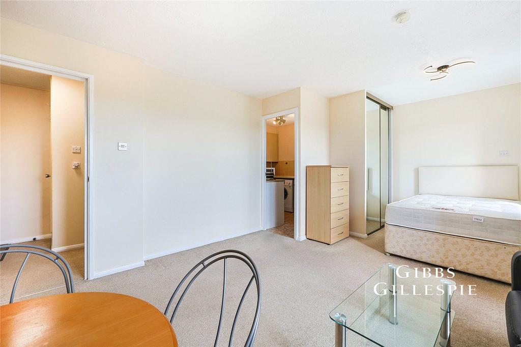 Apartment in London - View 2