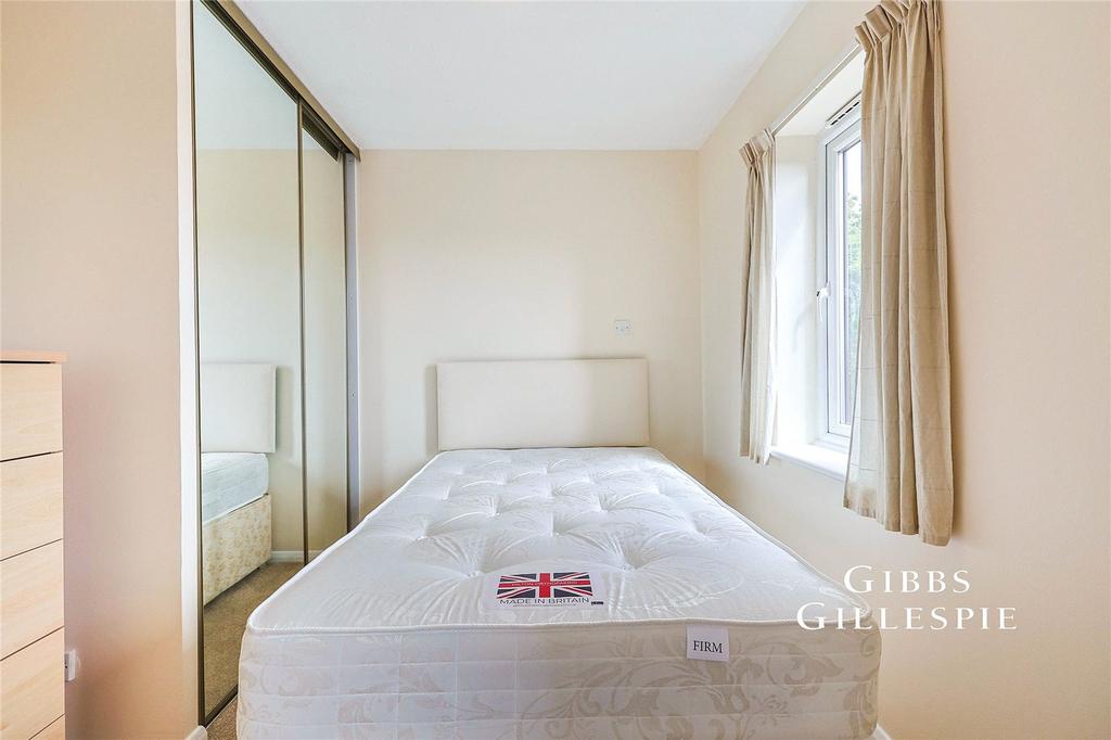 Apartment in London - View 3