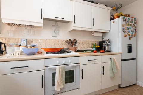 17 Hadfield Close, Sheffield, S9 3GD