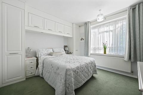 2 bedroom flat for sale, Horn Lane, Acton
