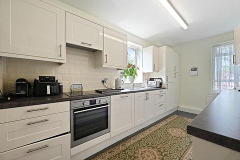 2 bedroom flat for sale, Horn Lane, Acton