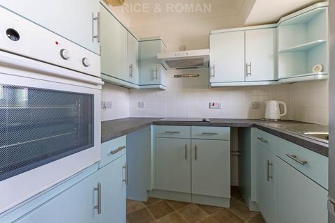 1 bedroom retirement property for sale, Green Lane, Windsor SL4