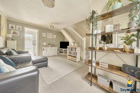 17 Churchfields, Guildford, GU4 7NH