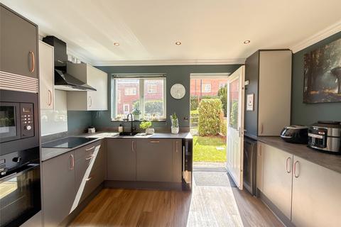 117 Redgrave Close, Gateshead, NE8 3JT