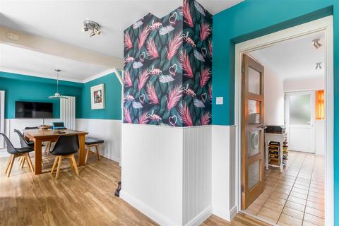 3 bedroom semi-detached house for sale, Holloways Lane, Hatfield AL9