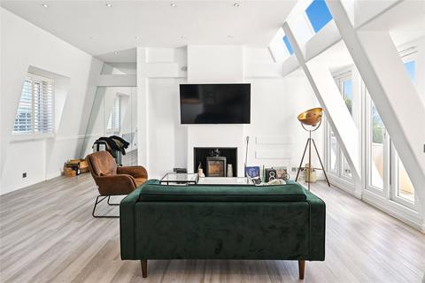 2 bedroom penthouse for sale, Fulham Road, London, SW10