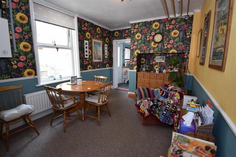 4 bedroom terraced house for sale, Mowbray Road, South Shields