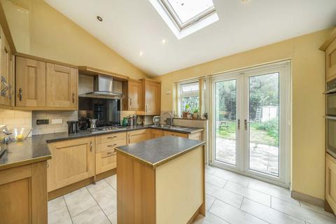 33 Melbourne Avenue, London, W13 9BX