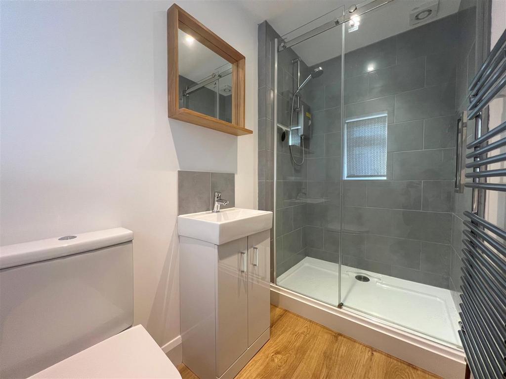 Shower 2-001.jpg