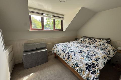 86 Avenue Road, Winslow, Buckingham, MK18 3DB