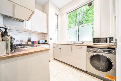 2, Florence Court, 1 Wimbledon Park Road, London, SW18 1LS