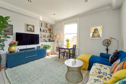 1 bedroom flat for sale, St Charles Square, London, W10