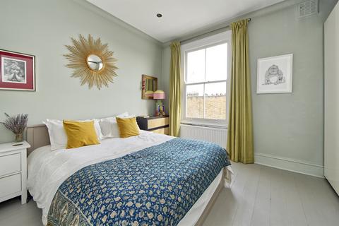 1 bedroom flat for sale, St Charles Square, London, W10