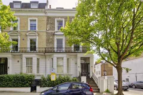 1 bedroom flat for sale, St Charles Square, London, W10