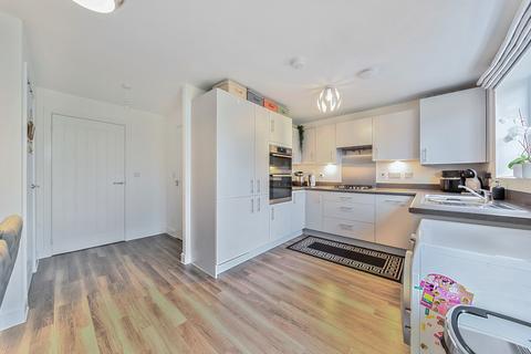 3 bedroom semi-detached house for sale, Sanderling Close, Kirby Cross, Frinton-on-Sea