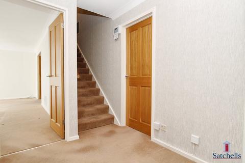 4 bedroom detached house for sale, Pear Tree Dell, Letchworth Garden City, SG6
