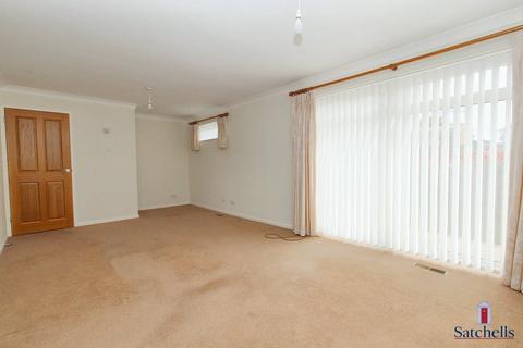 4 bedroom detached house for sale, Pear Tree Dell, Letchworth Garden City, SG6