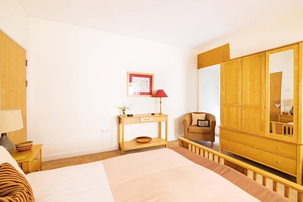 MFL9242918 043.jpg